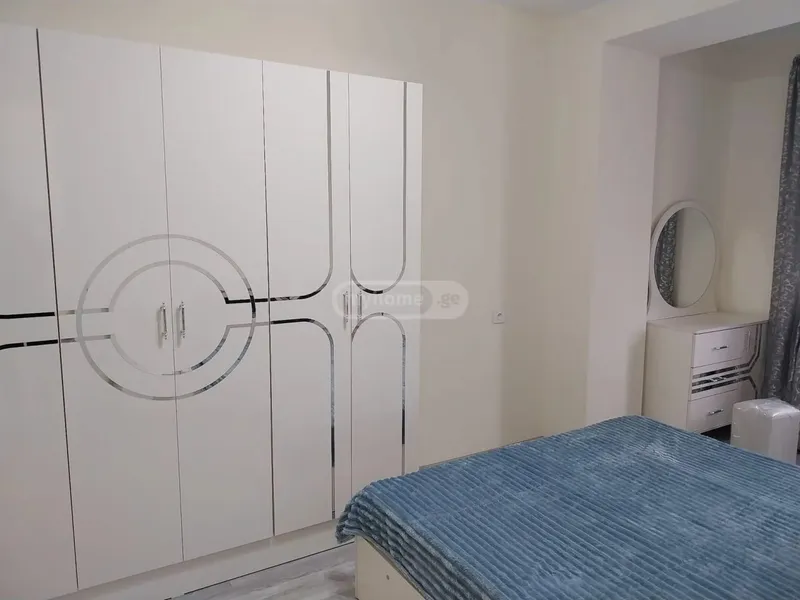 2-room apartment in Samgori, $600/month