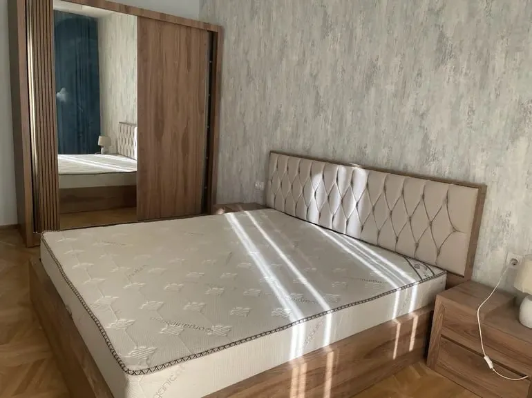 3-room apartment on Kekelidze Street, Vake, $1200/month