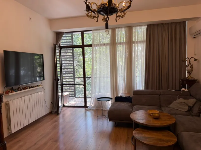 3-room apartment on Paliashvili Street, Vake, $2500/month