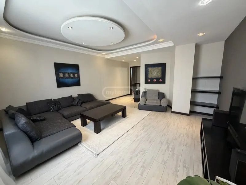 2-room apartment in Old Tbilisi, $1200/month