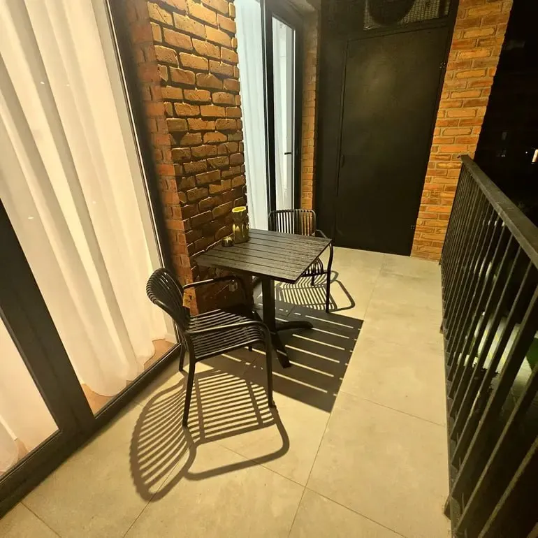 2-room apartment on Universitetskaya, $1100/month