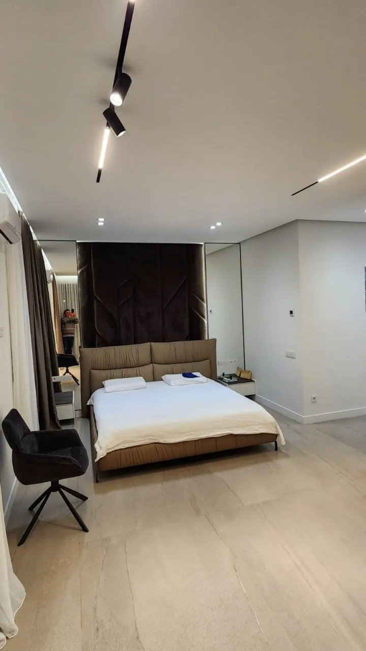 4-room apartment in Krtsanisi, $5000/month
