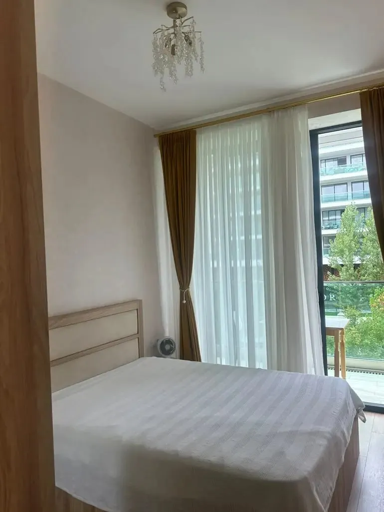3-bedroom apartment in Krtsanisi, $2200/month