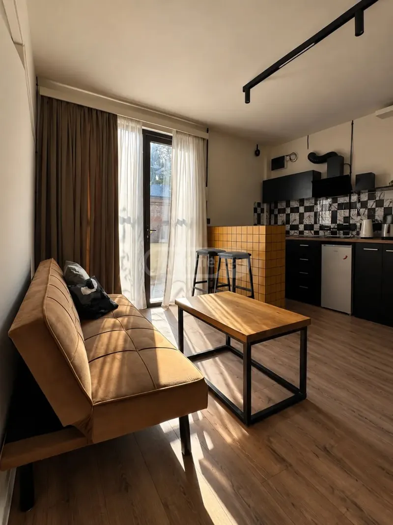 2-room apartment in Old Tbilisi, $1200/month