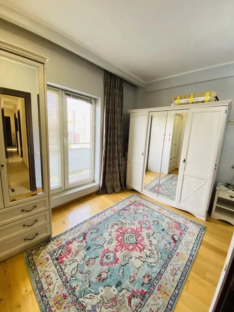 3-room apartment in Saburtalo, $1100/month