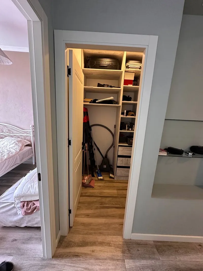 2-ოთახიანი ბინა Vake-ში, $900/თვეში