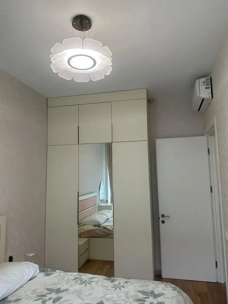 3-bedroom apartment in Krtsanisi, $2200/month