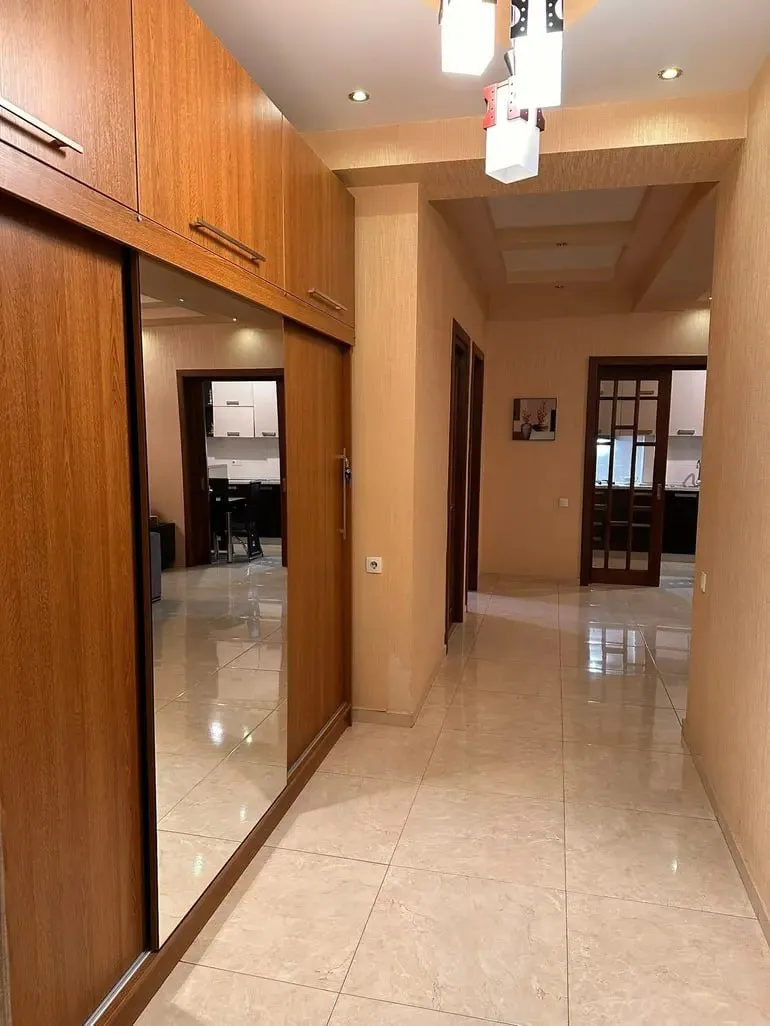 4-room apartment in Didube, $950/month