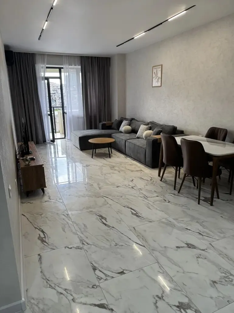 2-room apartment in Saburtalo, $1100/month