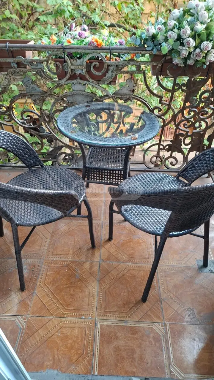 2-ოთახიანი ბინა ძველი თბილისში, $750/თვე
